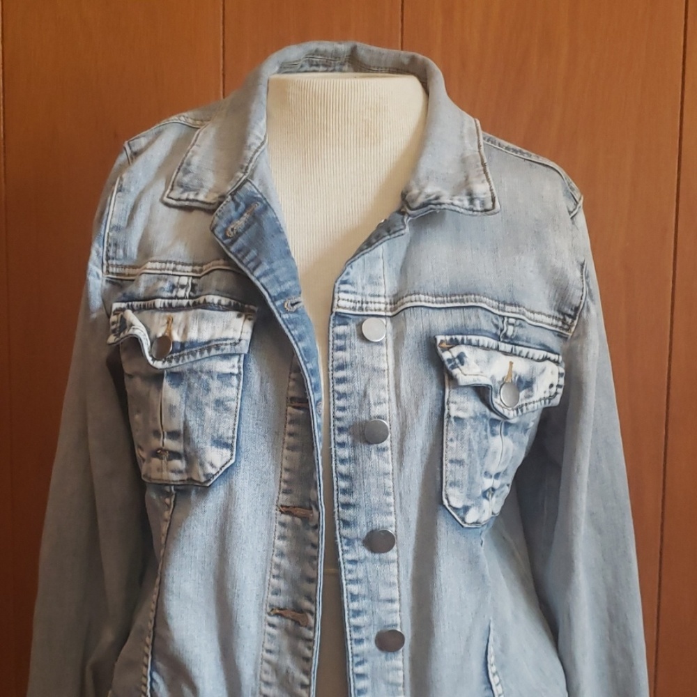 EUC Kut From The Kloth Denim Jacket - Picture 2 of 6